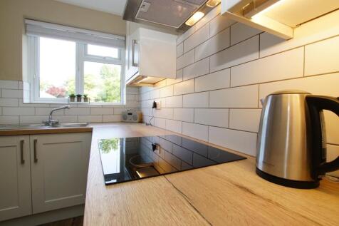 kitchen 2.JPG