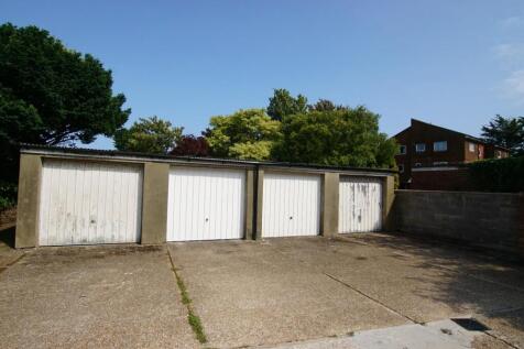 garages.JPG