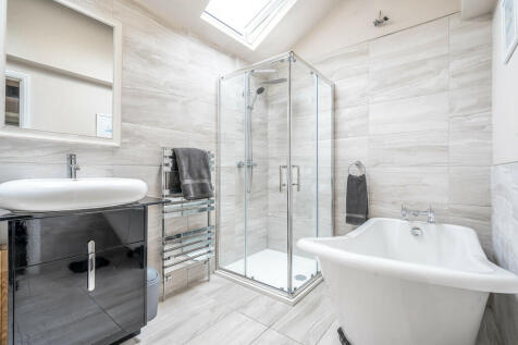 En-Suite to Bedro...