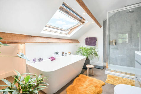 En-Suite Bathroom...