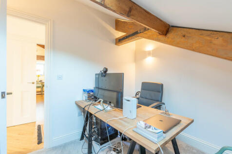 Bedroom 3/Office