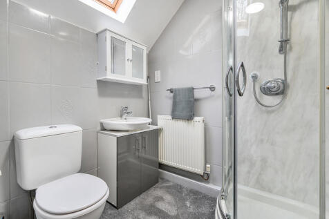 En-Suite Shower R...