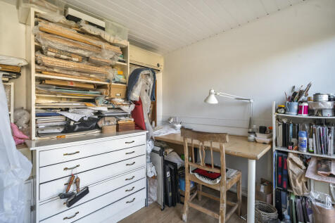Craft Room / Offi...