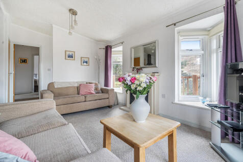 Open Plan Living/...