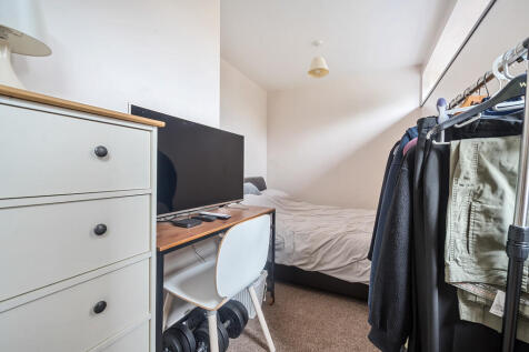 Office/Bedroom 2
