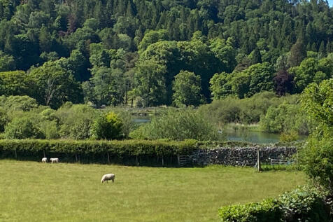 Views towards Lak...