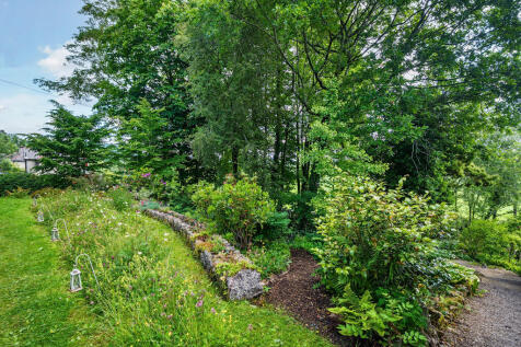 Side Garden