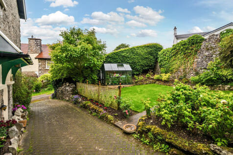 Side Garden