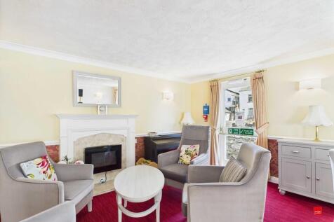 Communal Lounge
