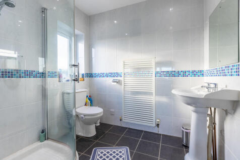 En-Suite Shower R...