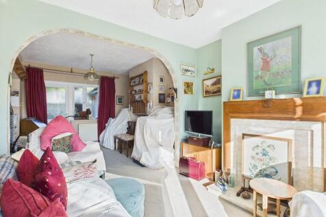 Sitting Room to D...