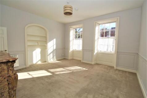 Reception/Bedroom
