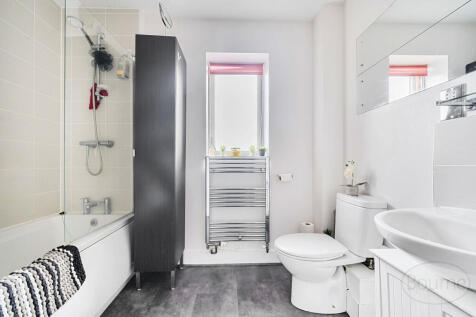 4ed2b939-90d9-4d2...