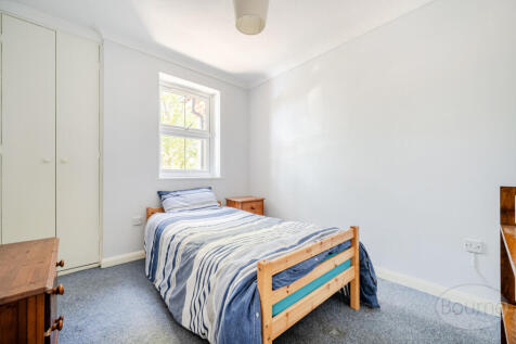 ac83595f-be89-4f9...