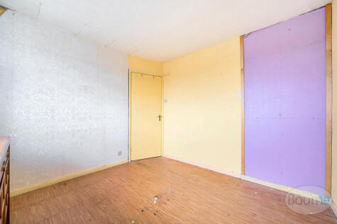 fb348edc-4b52-467...