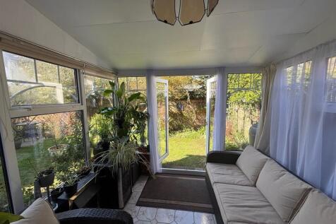 Garden Room.jpg