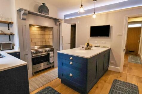 94 KELDGATE KITCHEN.jpg