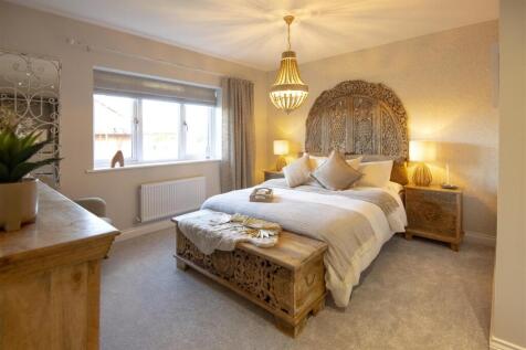 6 - Show Home Master.jpg
