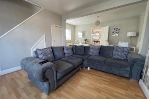 Lounge 2.jpg