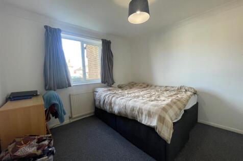 Main bedroom.jpg