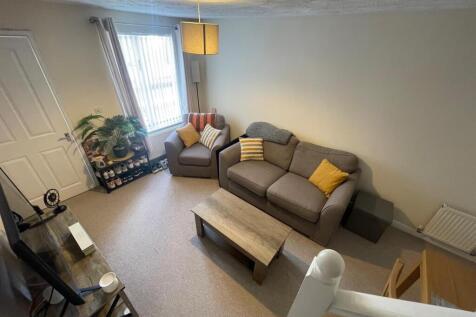 Lounge 3.jpg