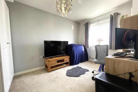 Bedroom 2.jpg