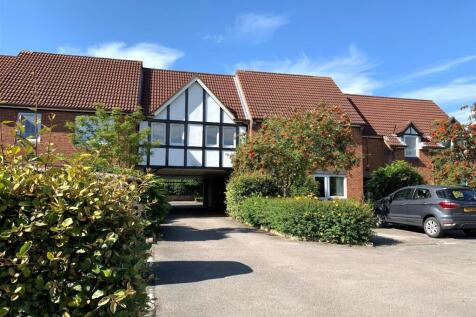 28 Haldenby Court 2.jpg