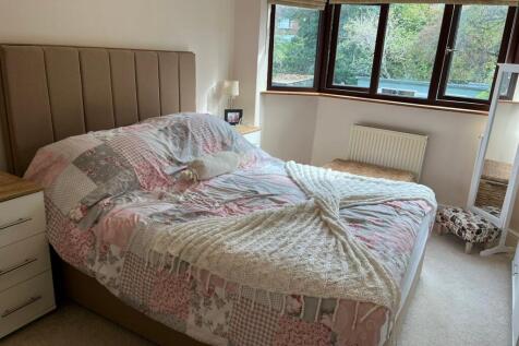 Rear Bedroom