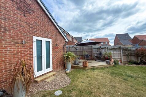 garden and snug
