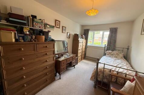 bedroom2