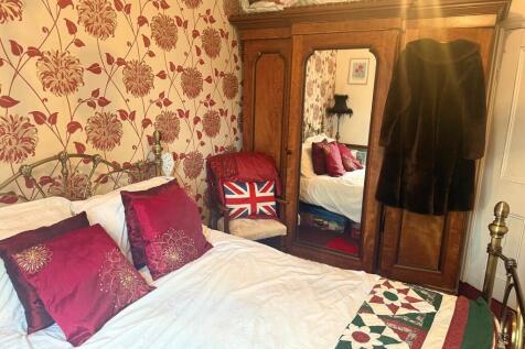 bedroom 3.