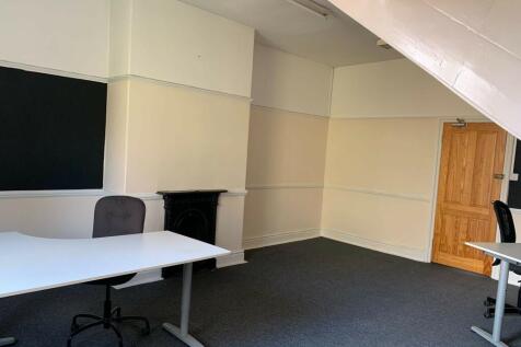 Office 3 2nd Floor Pic 3