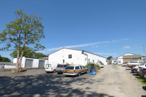 External Picture Lomber Hey Yard