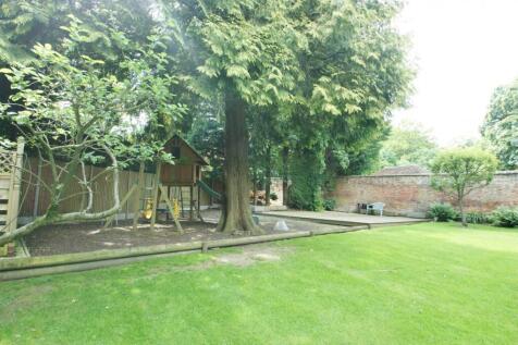 Play Area &amp; Decking