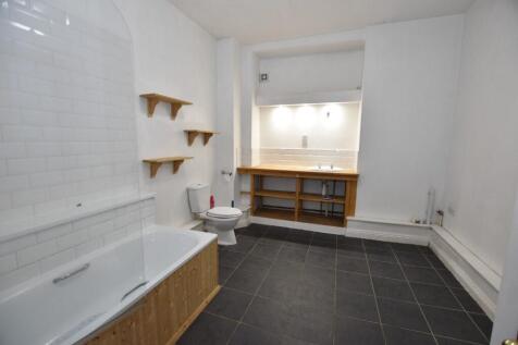 Bathroom/Utility