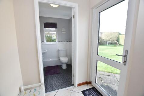 Rear Hall/W.C