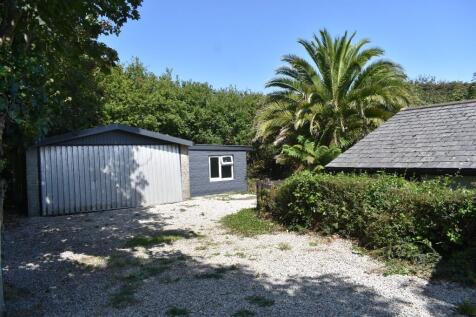 Garage/Drive