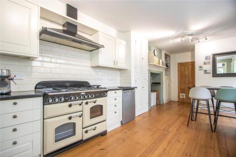 Kitchen/Breakfast Rm