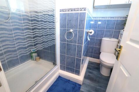 En Suite Shower Rm