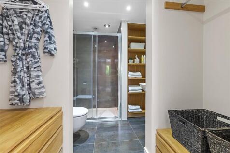 Bed 3 En Suite