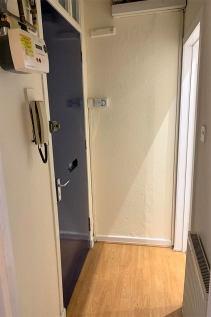 ENT HALLWAY