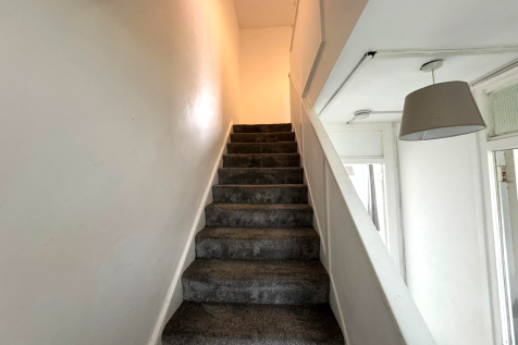 STAIRCASE TO UPPER L