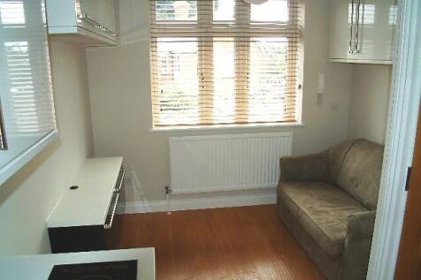 Living/Bedroom