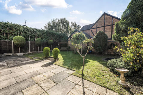 1359349-9-68d3c83...