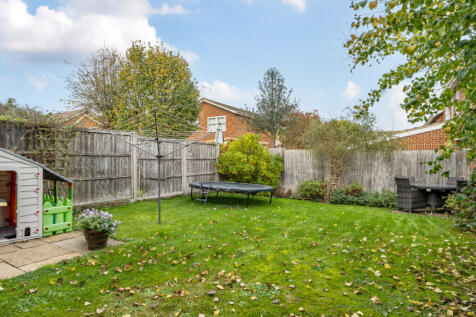 1372892-17-690390...