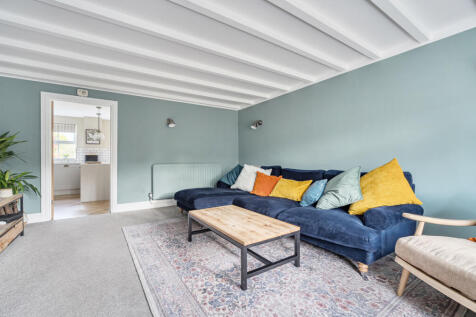 1372892-9-69038f3...