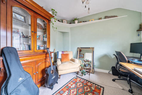 1389199-12-694179...