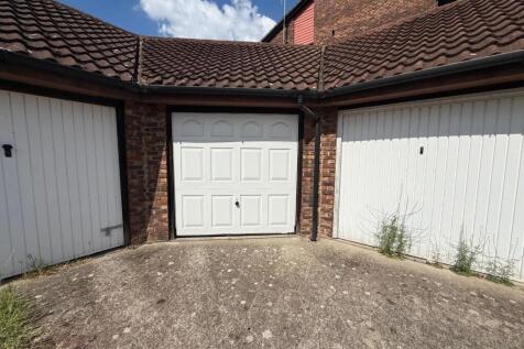 garage.jpg