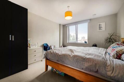 3_Main Bedroom-0.jpg