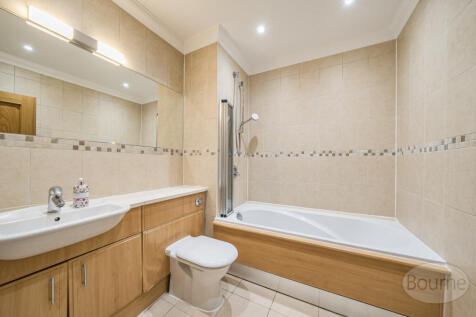 5435bd8c-cdf4-463...